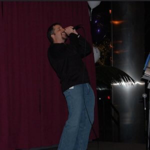 Larry Cornett karaoke